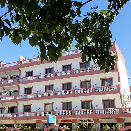 Boutique Hotel Marina S. Roque Lagos Bagian luar foto