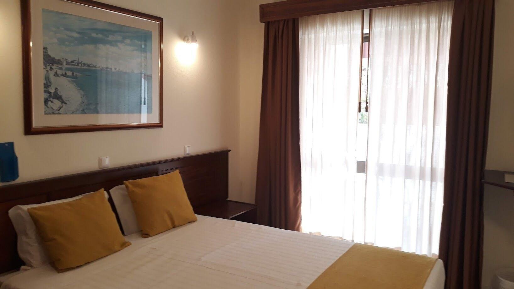 Boutique Hotel Marina S. Roque Lagos Bagian luar foto