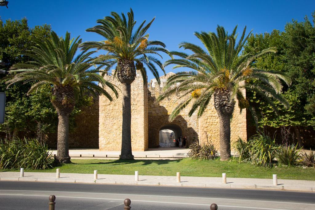 Boutique Hotel Marina S. Roque Lagos Bagian luar foto